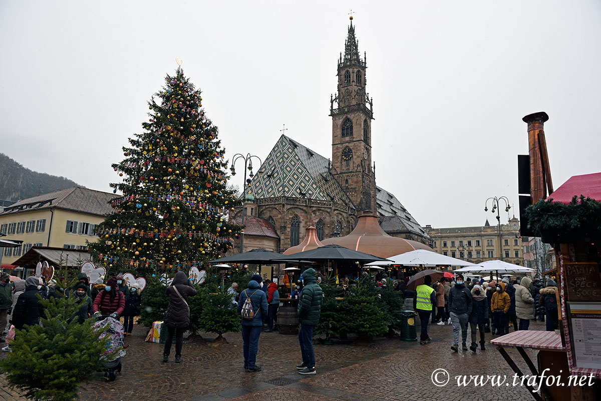 ../Costumi/Mercatini/Bolzano_006524.jpg