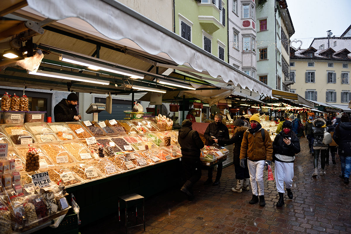 ../Costumi/Mercatini/Bolzano_006549.jpg