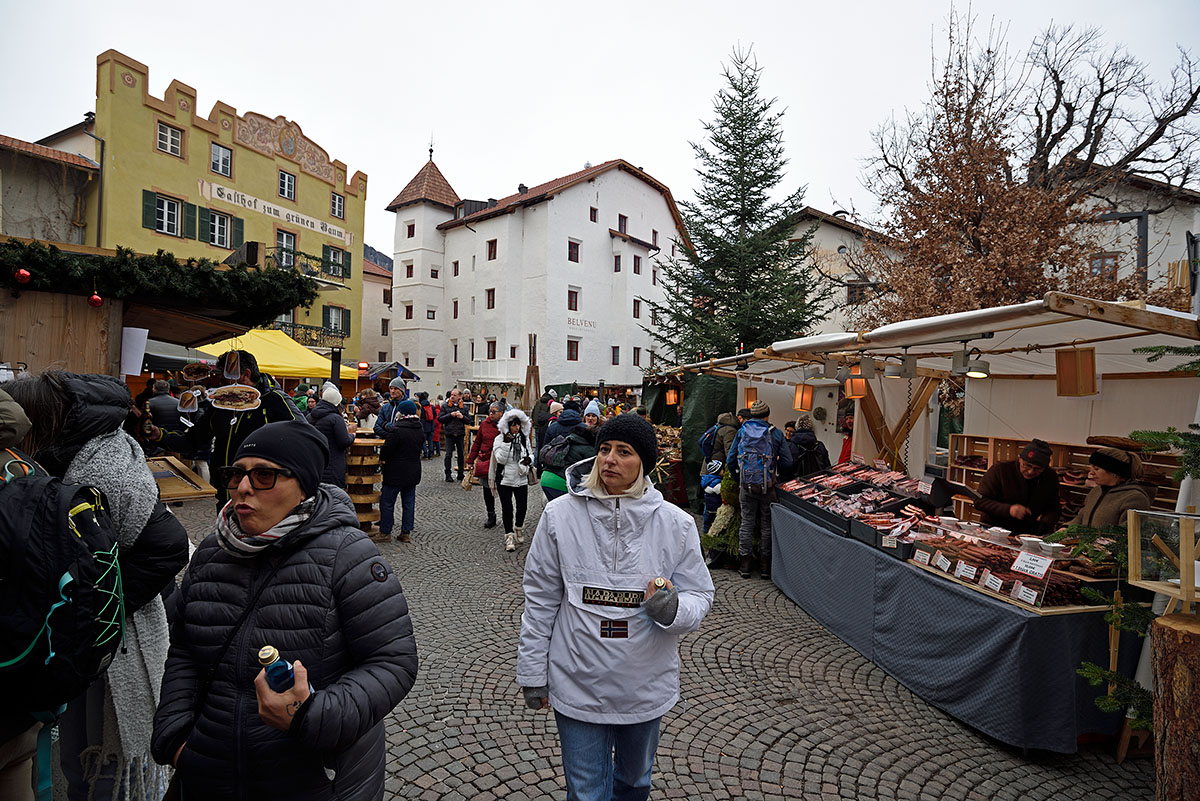 ../Costumi/Mercatini/Glorenza_010549.jpg