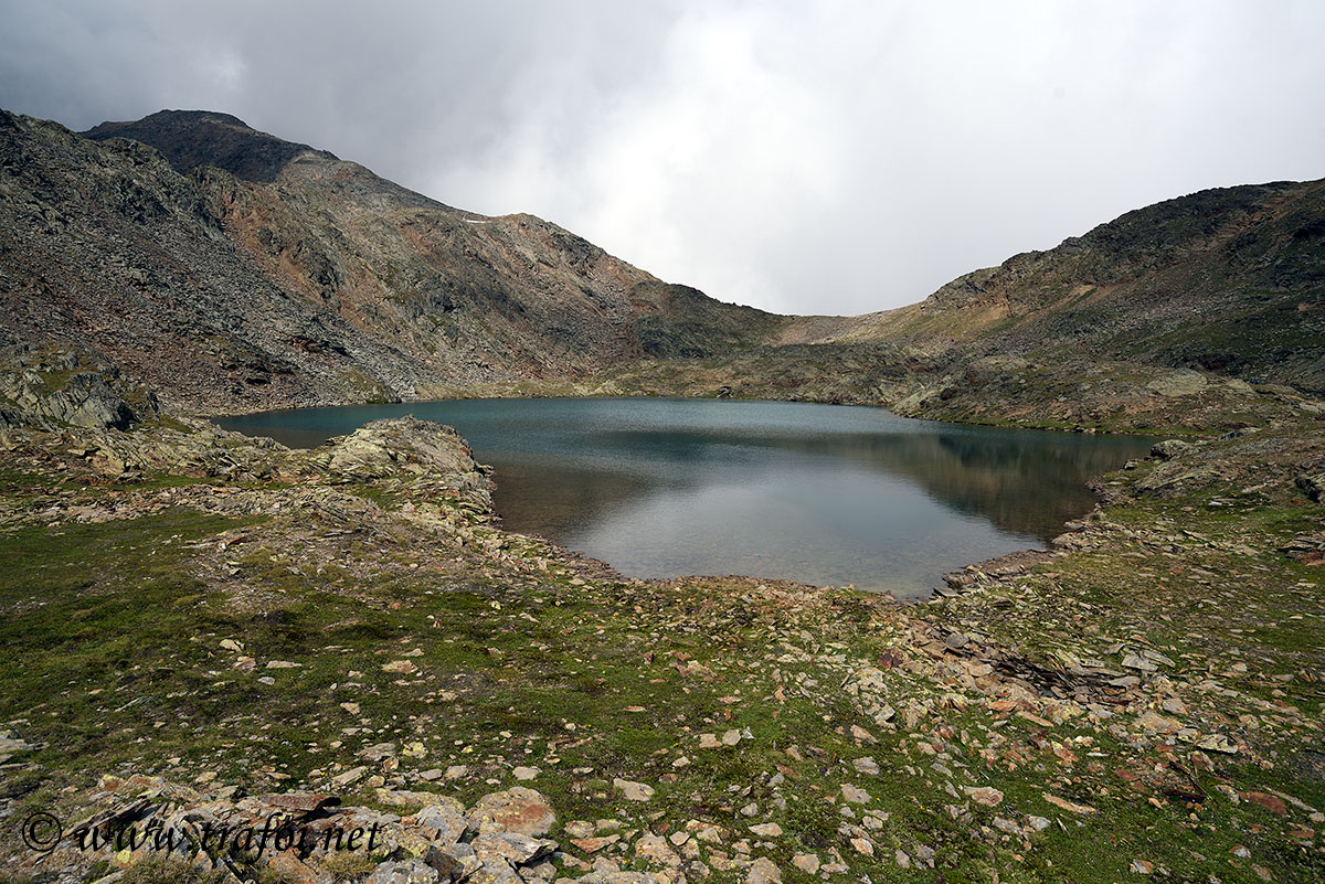 ../Escursioni2/Laghi_Fame_Corzes/010270_Lago_Fame.jpg