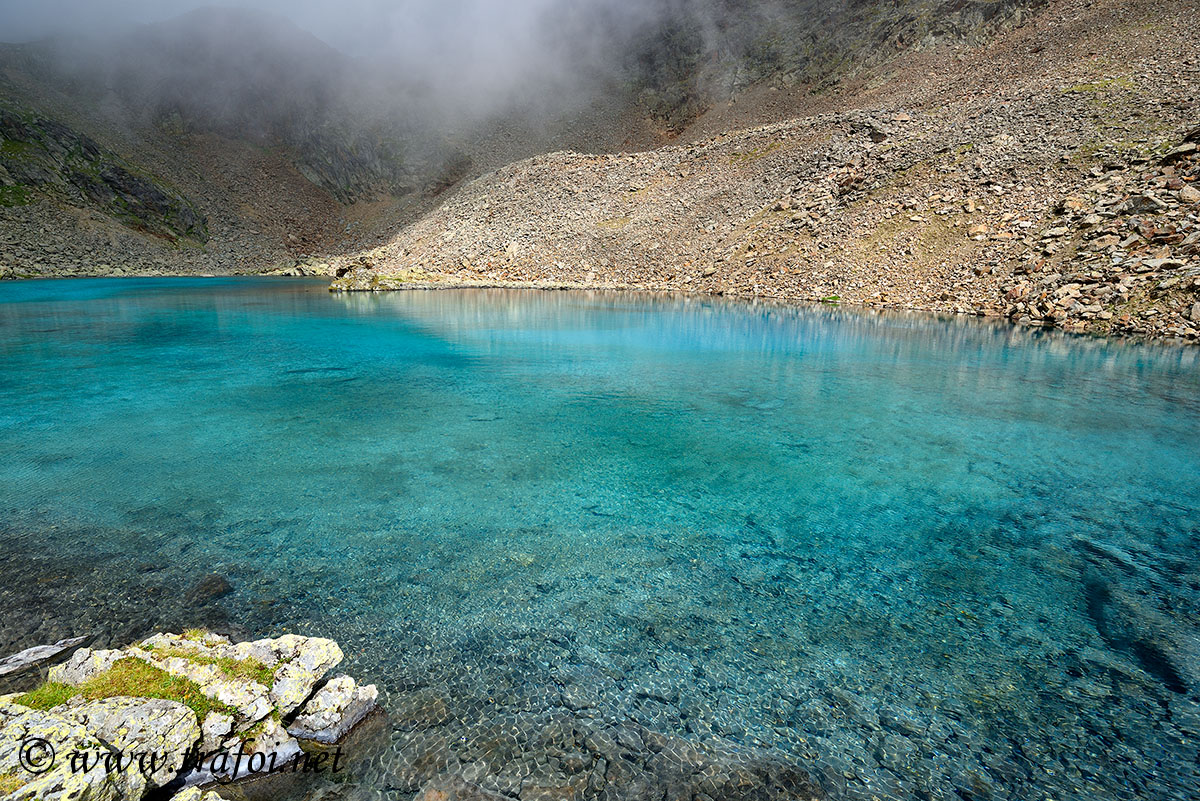 ../Escursioni2/Laghi_Fame_Corzes/010334_Laghetto_Nero.jpg