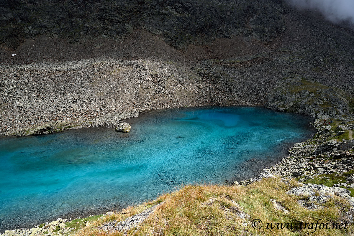 ../Escursioni2/Laghi_Fame_Corzes/010343_Laghetto_Nero.jpg