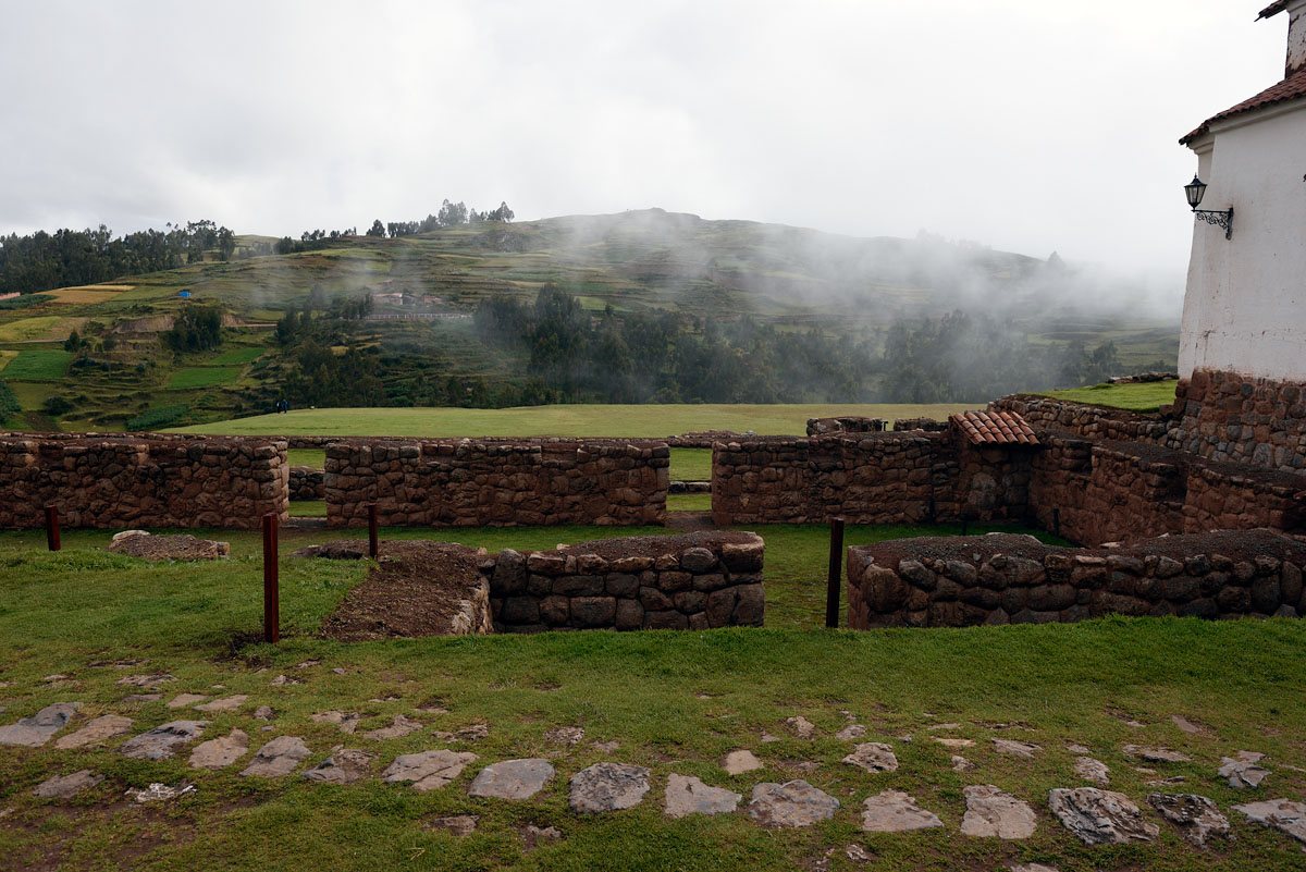 ../Peru/Chinchero_21947.jpg