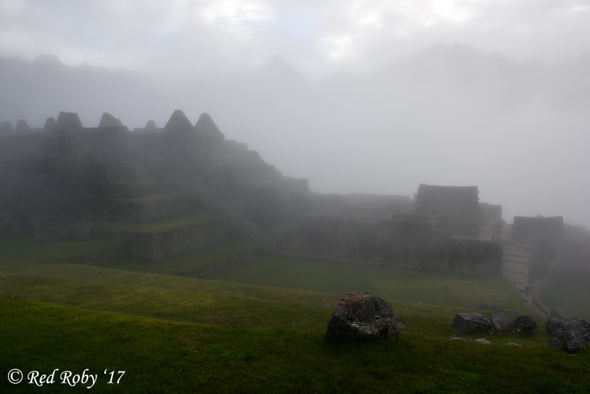 ../Peru/Machu_Picchu_22168.jpg