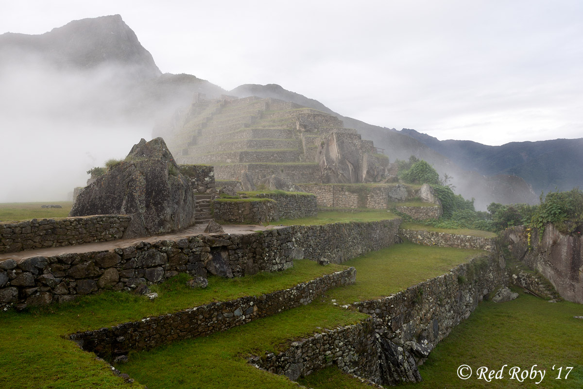 ../Peru/Machu_Picchu_22172.jpg