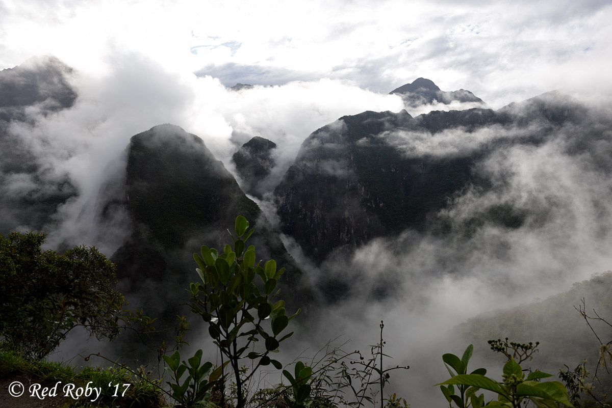 ../Peru/Machu_Picchu_22187.jpg