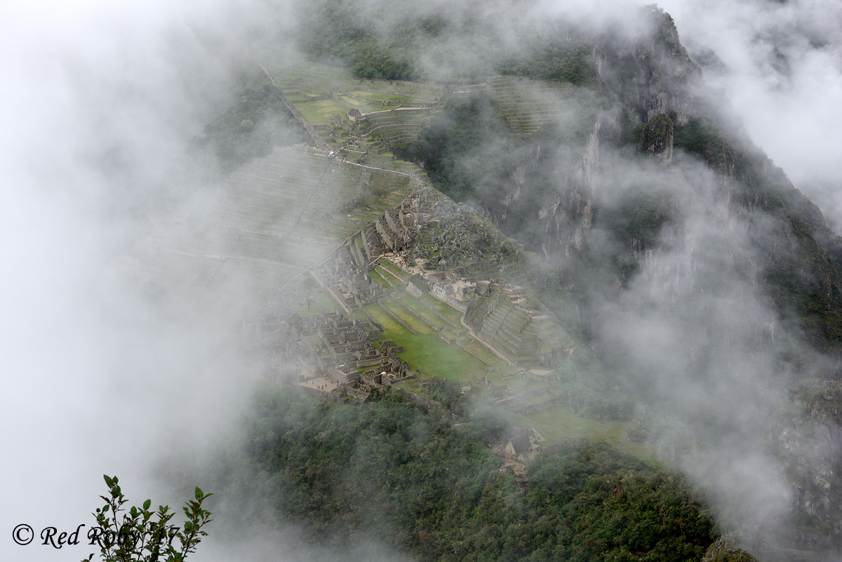 ../Peru/Machu_Picchu_22225.jpg