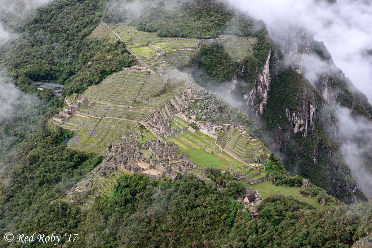 ../Peru/Machu_Picchu_22310.jpg