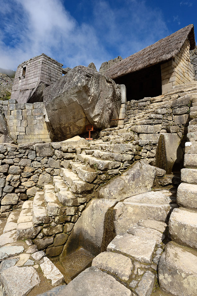 ../Peru/Machu_Picchu_22358.jpg