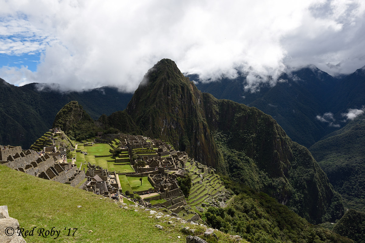 ../Peru/Machu_Picchu_22373.jpg