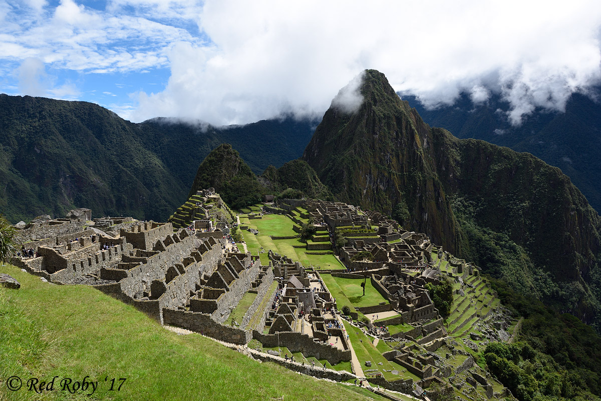 ../Peru/Machu_Picchu_22377.jpg