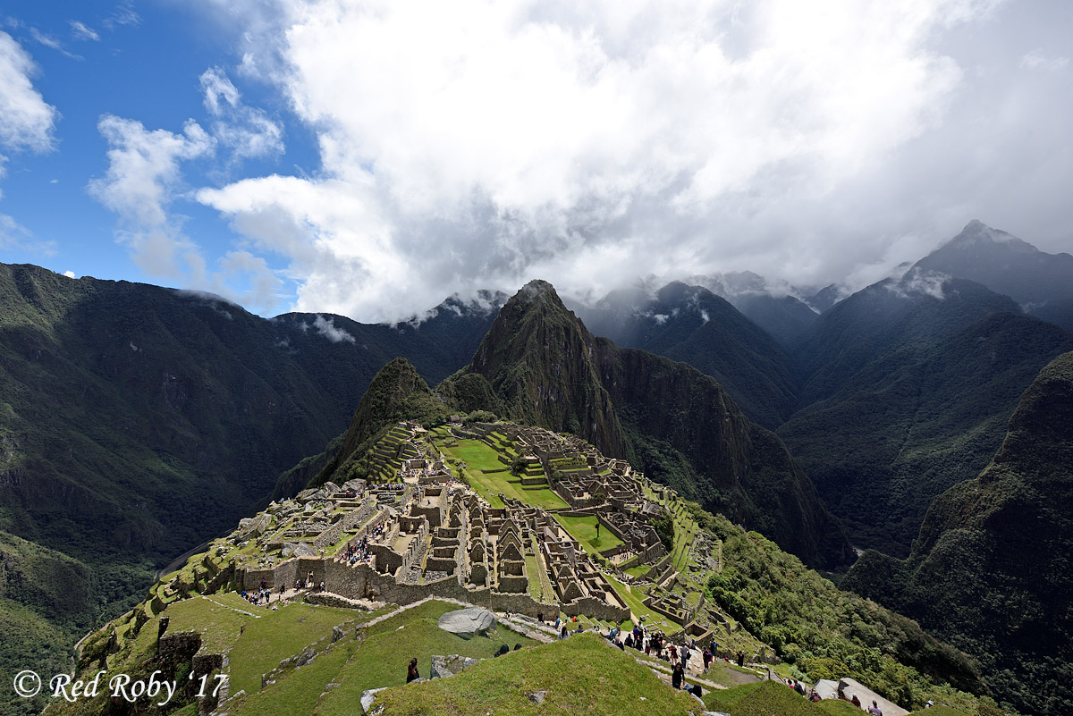 ../Peru/Machu_Picchu_22398.jpg