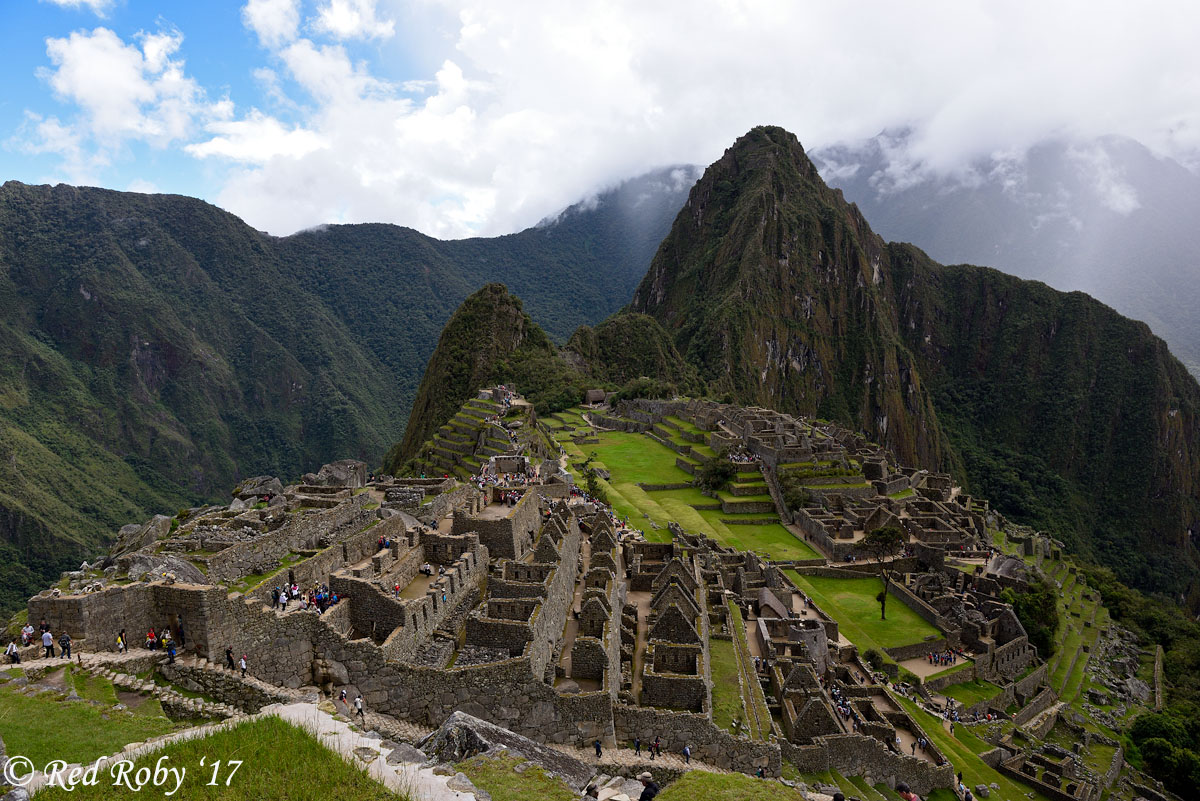 ../Peru/Machu_Picchu_22430.jpg