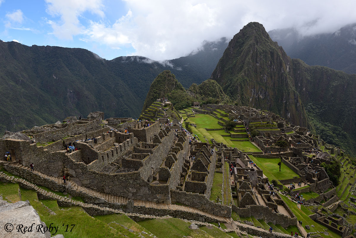 ../Peru/Machu_Picchu_22438.jpg